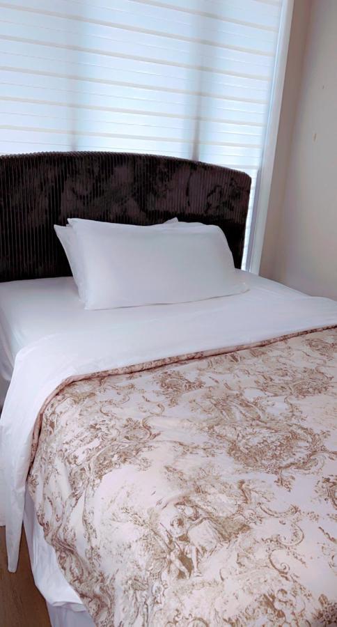 Luxury 2 Bedroom Condo Торонто Екстер'єр фото